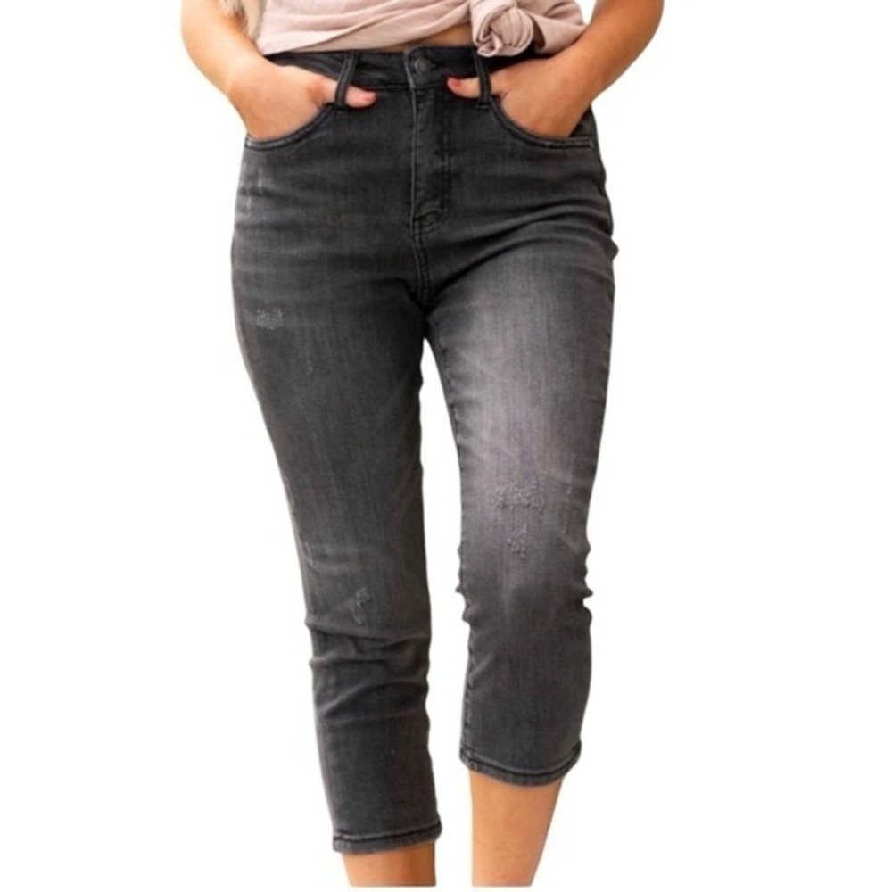 Judy Blue Charcoal Grey Experience Is Key Denim Capri Jeans
